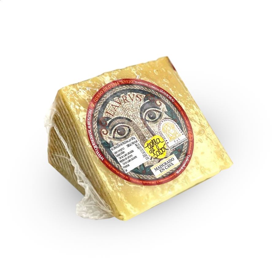 Laurus - Cuñas de queso añejo de leche cruda de oveja 3Kg aprox, 6uds
